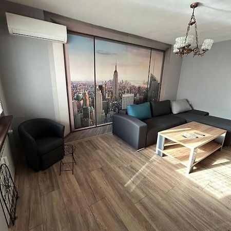 Luxurious Flat Pleven Center Leilighet Eksteriør bilde